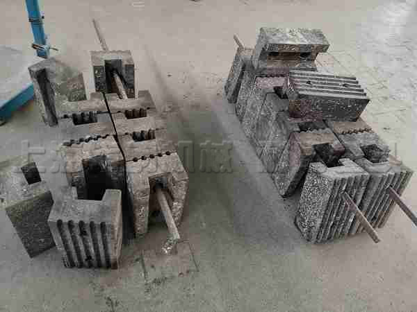 9制砂機(jī)錘頭_副本_副本.jpg 9制砂機(jī)錘頭_副本_副本.jpg